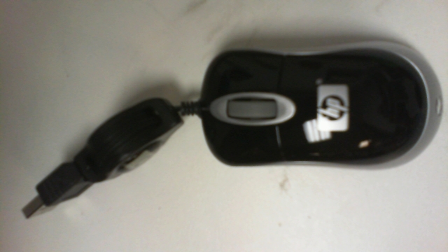 NEW HP ULTRA MINI RETRACTABLE OPTICAL MOUSE PF725A