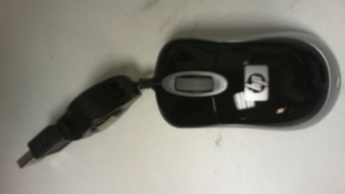 NEW HP ULTRA MINI RETRACTABLE OPTICAL MOUSE PF725A